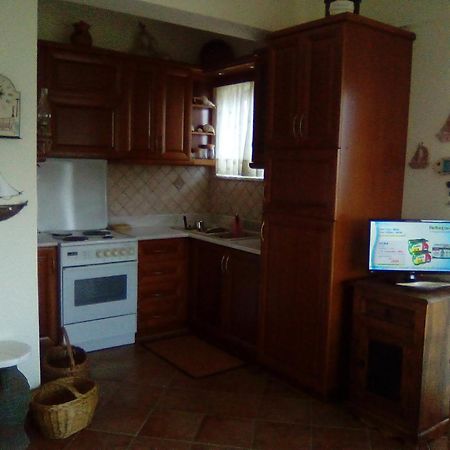 Kalivakia View Apartment Tsoukaladhes Ruang foto