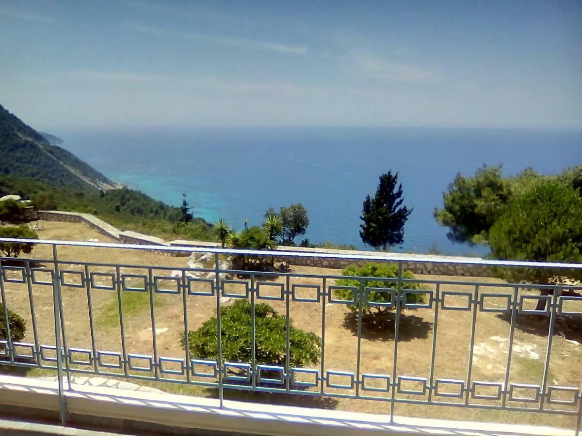 Kalivakia View Apartment Tsoukaladhes Bagian luar foto